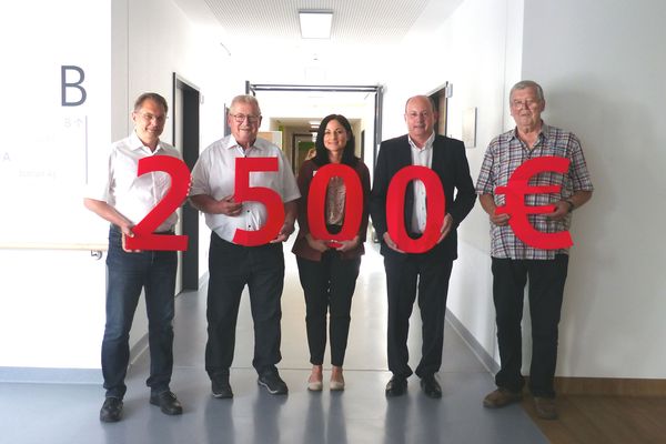„Förderverein Klinikum Altmühlfranken e. V.“: Großzügige Spende erhalten